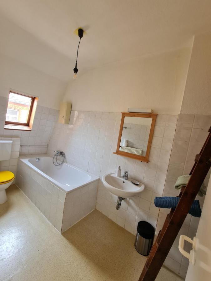 Geschmackvolle Wohnung Im Herzen Von סינציך מראה חיצוני תמונה